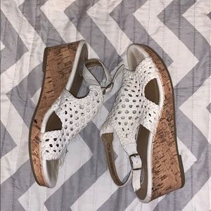 Gently used wedges